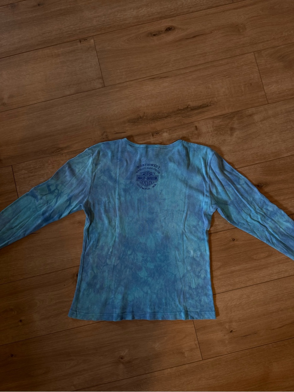 Harley-Davidson Turquoise Tie-Dye Long Sleeve Tee with Wing Patch - Picture 2 of 3